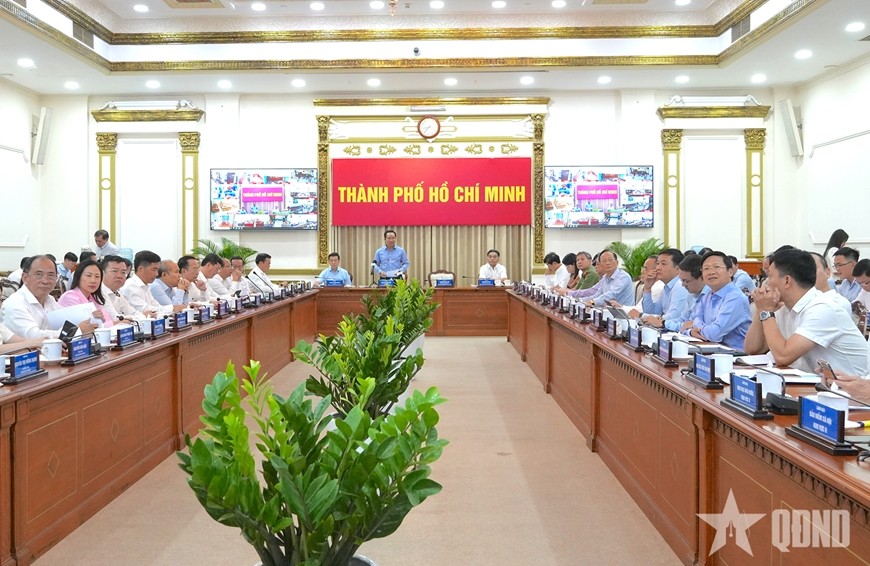 TP Hồ Chí Minh: GRDP 6 tháng đầu năm 2025 tăng trưởng khá